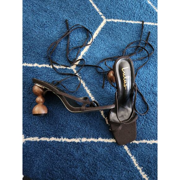 Lulus Women Square Toed  Gladiator Wooden Heels sz8 - Picture 2 of 5